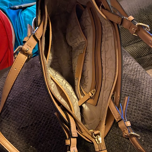 Purse - Picture 2 of 4